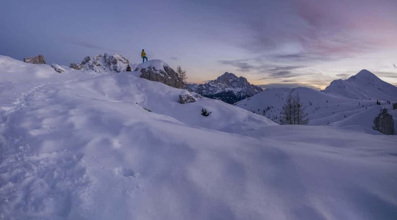 One day hike with snowshoes to discover Dolomites - Meeting the guide and learning the snowshoes