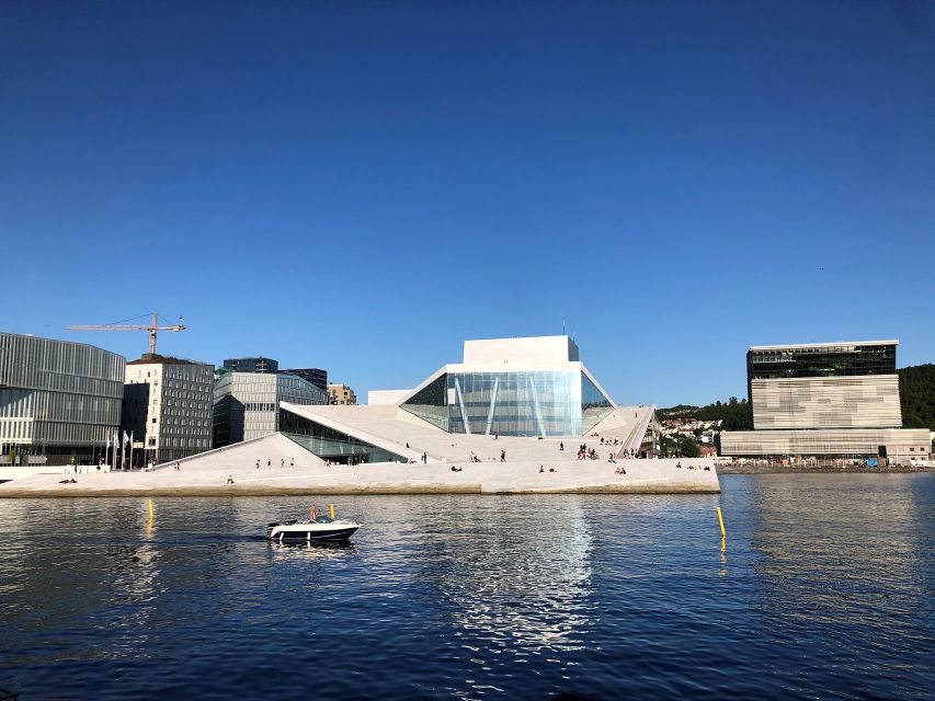 Oslo: Sightseeing with Holmenkollen Ski Jump & Vigeland Park - What the city-center drive adds