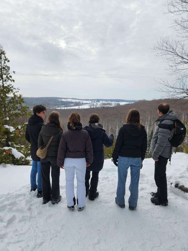 Private Nottawasaga Bluffs Caves Snowshoe-Creemore/Collingwd - Key points to know before you book