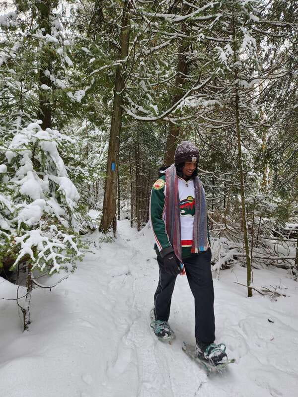 Private Nottawasaga Bluffs Caves Snowshoe-Creemore/Collingwd - Starting on the open trail