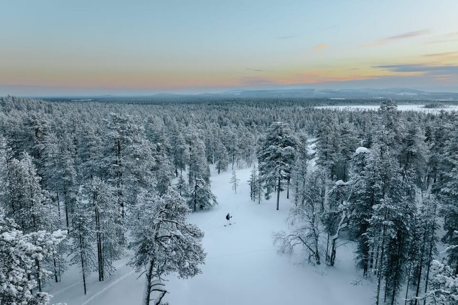 Pyhätunturi: Try Wilderness Skiing in Finnish Lapland - Meeting at Hotel Pyhätunturi
