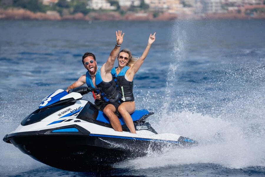 Rental ski jet - 30 minutes - Thirty Minutes in the Baie de Cannes