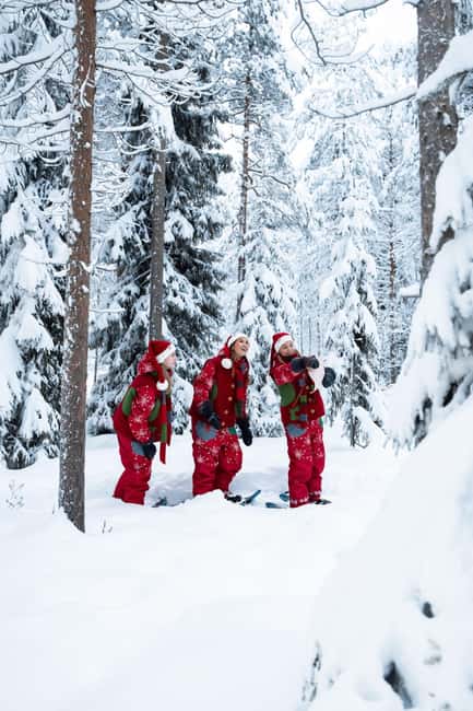 Rovaniemi: Snowshoe walk with Santa's cheerful Elf - Starting at Santa Claus Safaris Elf Adventure Center