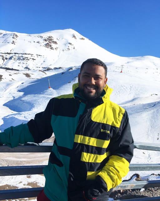 Santiago: Panoramic Snow Tour in Farellones Region. - Plaza de los Pumas and the Farellones village