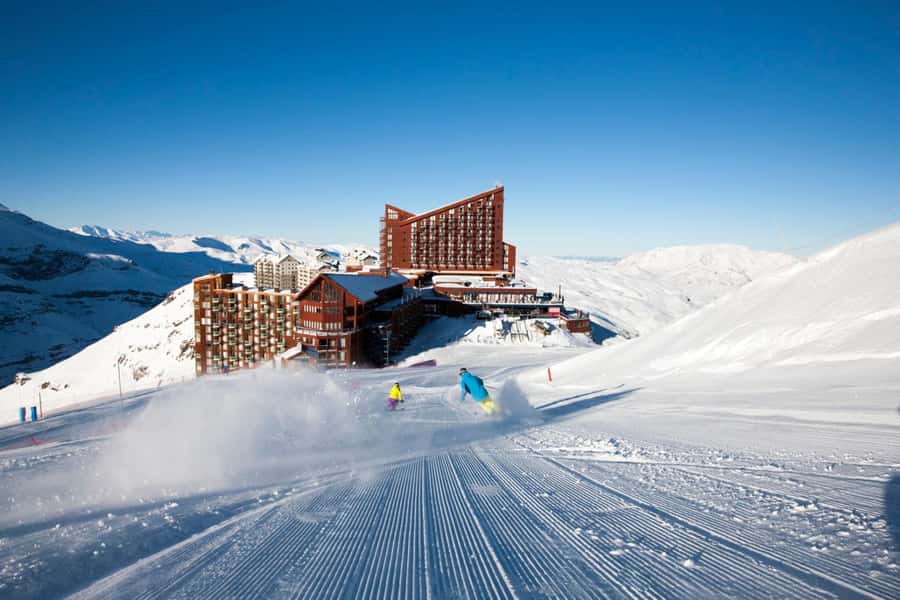 Santiago: Valle Nevado and Farellones Ski-Center Day Trip - El Colorado and the final climb
