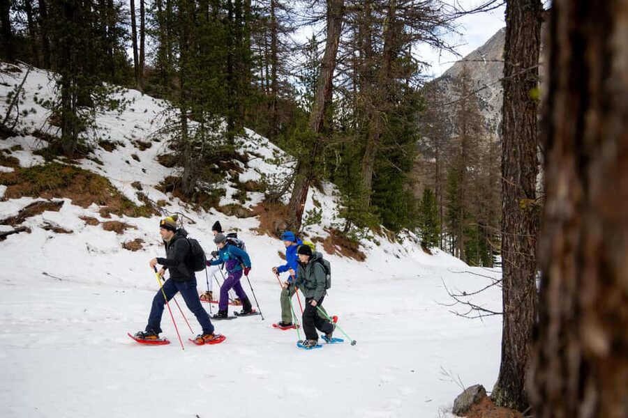 Scenic snowshoe hike in Sestriere - The first 40 minutes beneath Monte Fraiteve