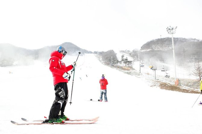 Seoul Ski Tour at Jisan Forest Resort - The morning pickup and ride from Seoul