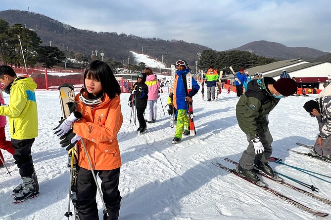 Seoul to Jisan Ski Resort (Fun 1 Day Trip Winter Sports & Skiing) - Six hours on the slopes at Jisan Forest Resort
