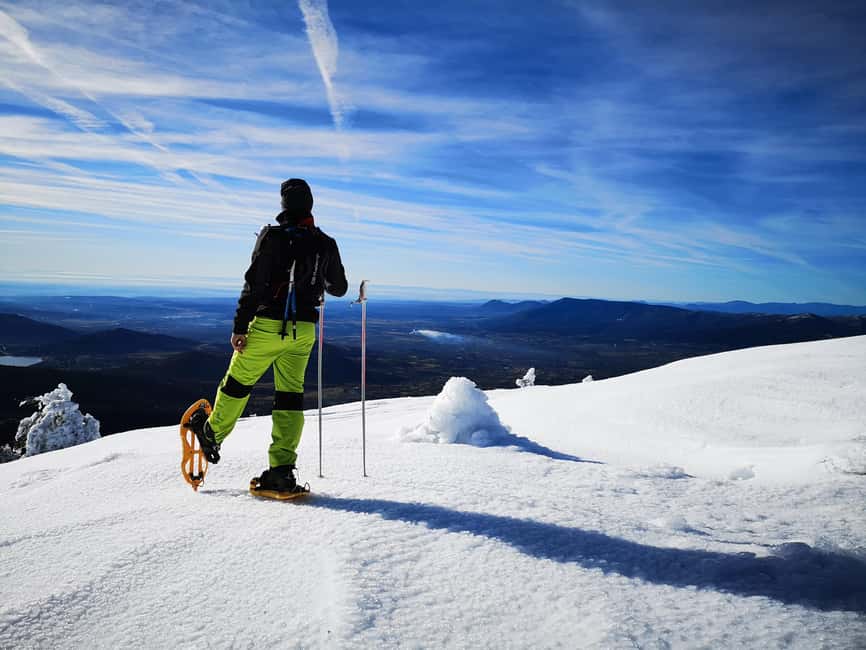 Sierra Nevada: Guided Snowshoe Tour - Snowshoes, poles, and a short safety lesson