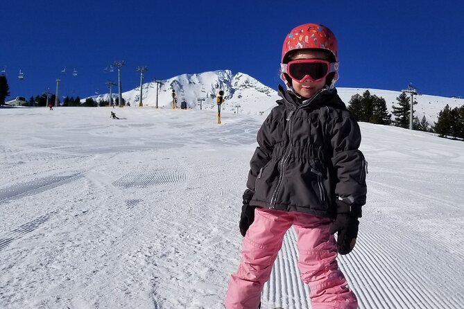 Ski and snowboard equipment in Bansko,Bulgaria - Your first hour, from shop to ski road