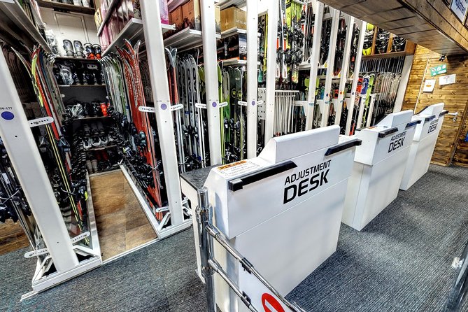 Ski and Snowboard equipment rental in Bansko - Buying used or new equipment