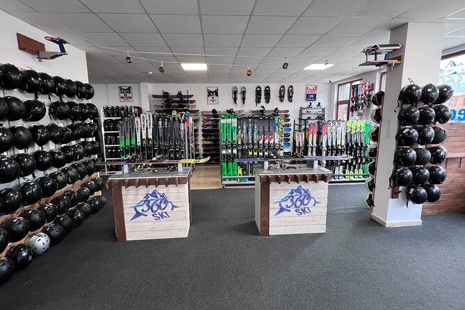 Ski and Snowboard Rental in Bansko - Good for beginners, families, and mixed-ability groups