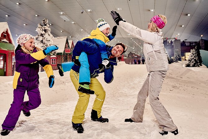 SKI Dubai Snow Plus ( Super Pass) - Five slopes, including a Black Diamond run