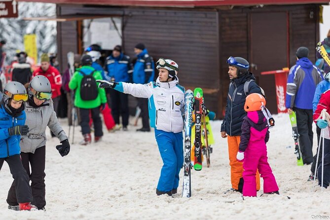 Ski & snowboard lessons on Poiana Brasov- Full Private day tour from Brasov - Who will get the most from this day