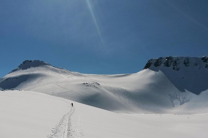 Ski Touring with Norway Mountain Guides. - Untouched Snow, With a Real Physical Cost