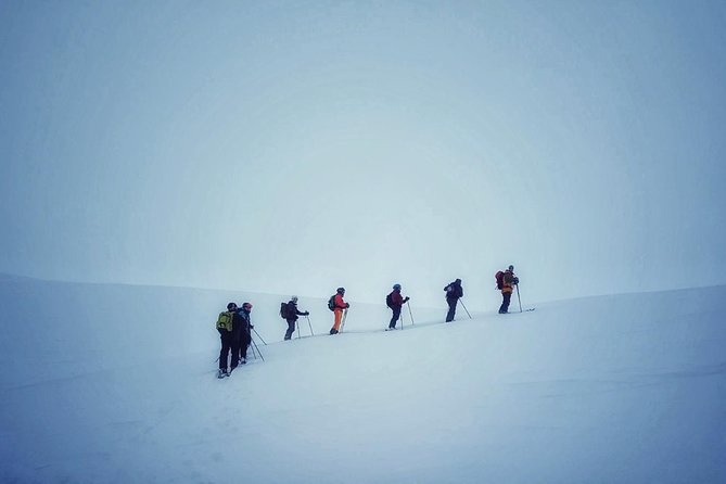 Ski Touring with Norway Mountain Guides. - Safety Is More Than a Briefing