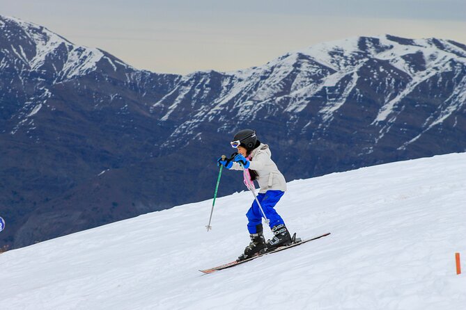 Skiing in Farellones Park: Ski Tickets, Lessons, Transportation and More - Ski tickets and lessons for first-timers