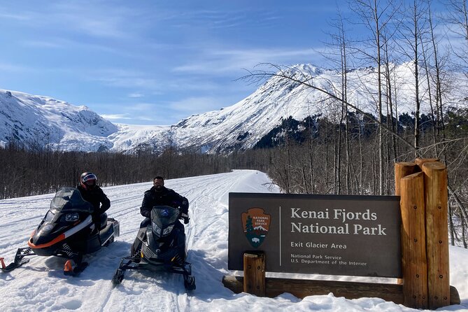 Snowmobile and Snowshoe Dual Adventure in Kenai Fjords NP - What the $398.56 price includes