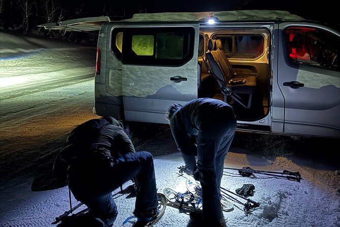 Snowshoe Expedition with Local Guides in Artic Terrain - Local guides add stories and a personal touch