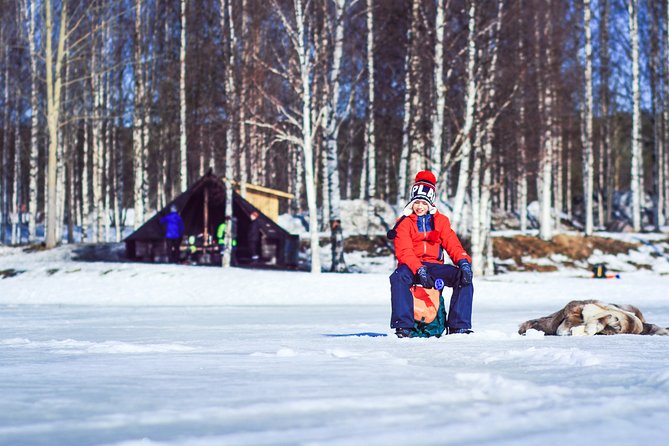 Snowshoe Trip for Ice Fishing in Inari-Saariselkä - What this Saariselkä winter outing is really about