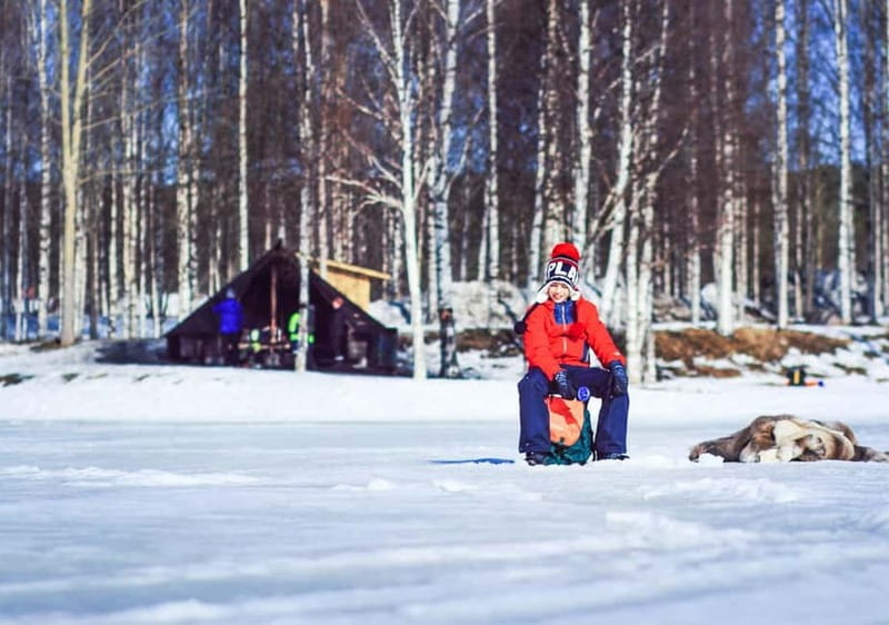 Snowshoe Trip for Ice Fishing in Saariselka - Who should book this Saariselkä outing