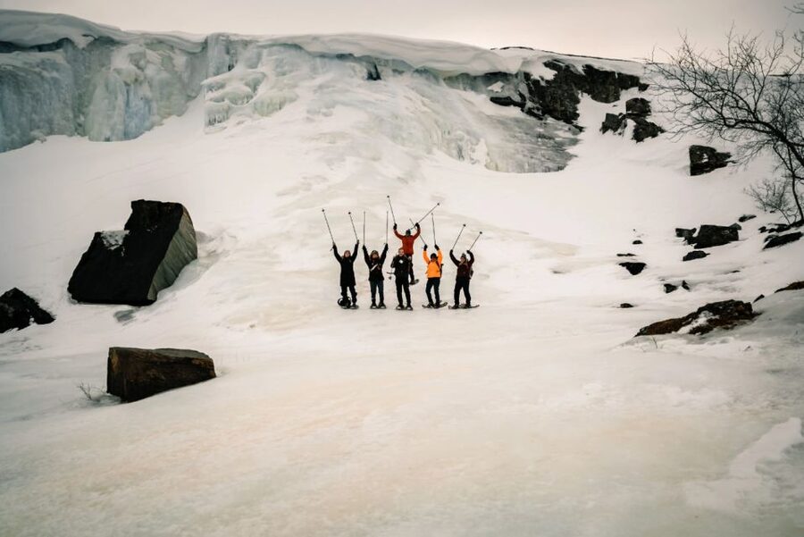 Snowshoeing Adventure to the Enchanting Frozen Waterfall - The 2.25-kilometer trail through the winter woods