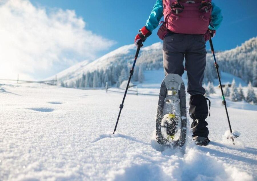 Snowshoeing in Brembana valley - A gentle route through the snowy basin