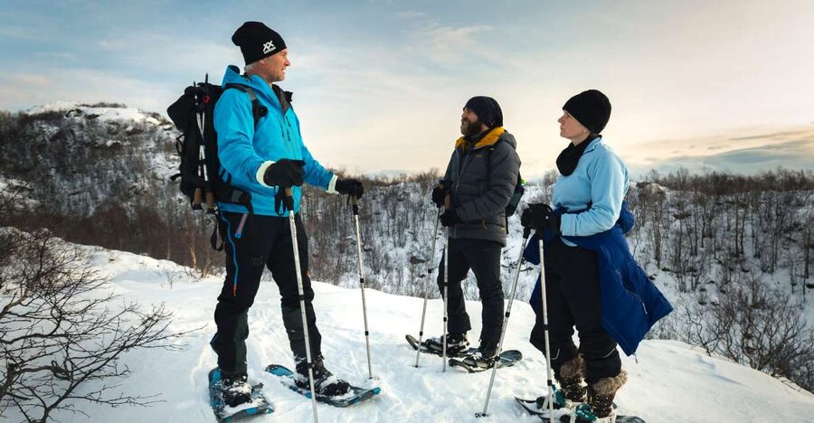 Svolvær: Snowshoe Nature Explorer - Three hours of quiet walking in Lofoten