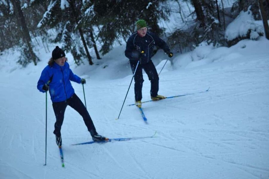 Tampere: Classic Ski Technique Lesson in Kauppi - Meeting at Kaupinoja and getting ready