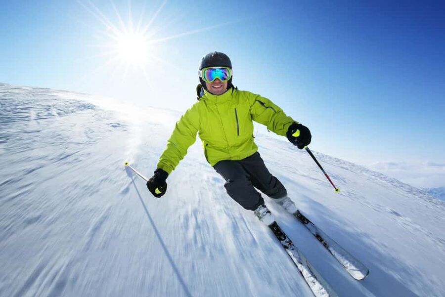 Tbilisi: Gudauri Ski Resort & Ananuri. Day Trips with Guide - Who should choose this experience
