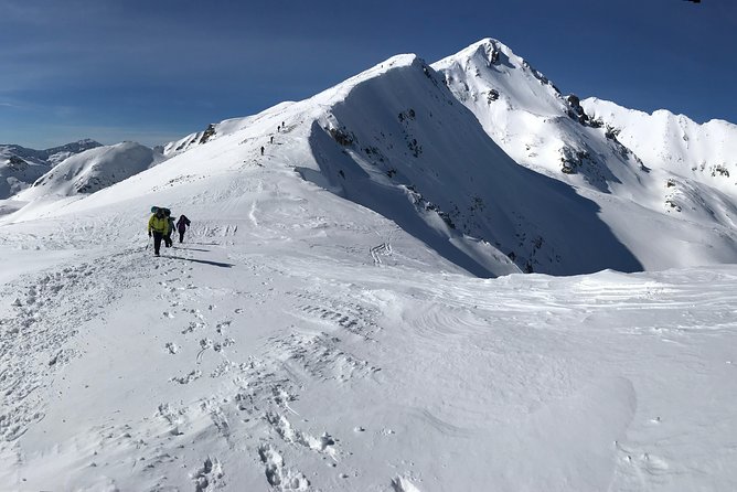 The Best of Bansko: Magical Snowshoeing Adventure & SPA - Getting fitted with snowshoes and poles