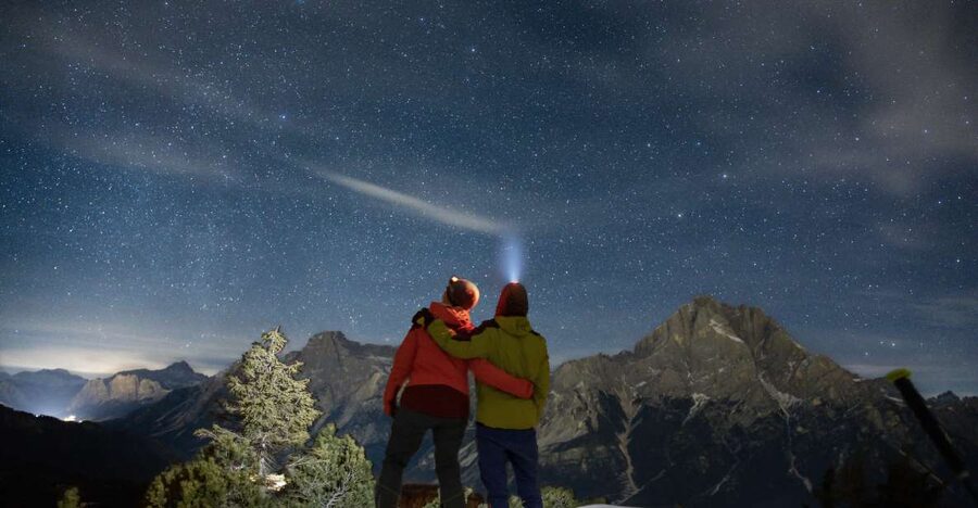 The Dolomites at night with snowshoes - The first steps in snowshoes