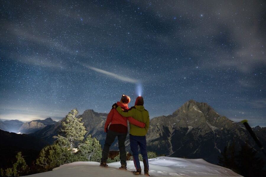 The Dolomites at night with snowshoes - What the two-hour schedule feels like
