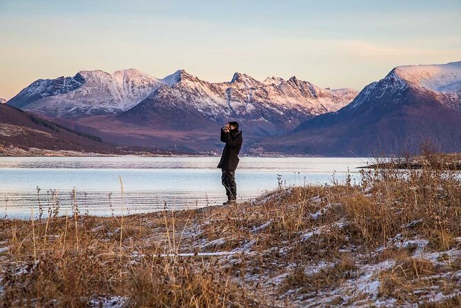 Tromsø: Arctic Landscapes Hiking / Snowshoeing Tour in the wild - Soup at the viewpoint