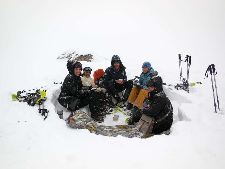 Tromsø: Guided snowshoe hill hike - How much value do you get for $149?
