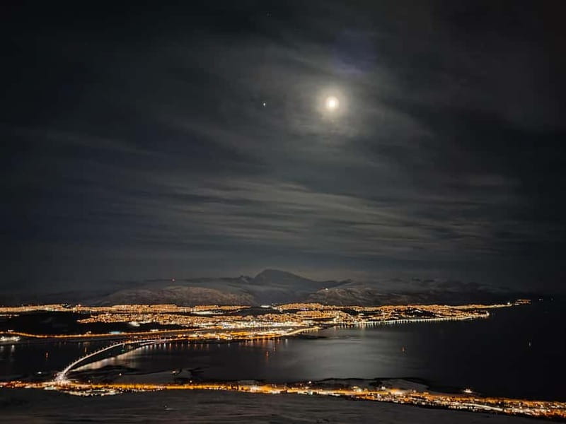 Tromsø: Ski touring (ski de randonnee) - Polar night from December through February