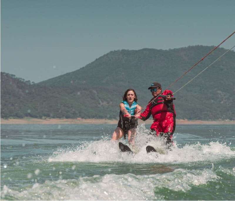 Valle de Bravo: Ski - Booking flexibility and practical planning