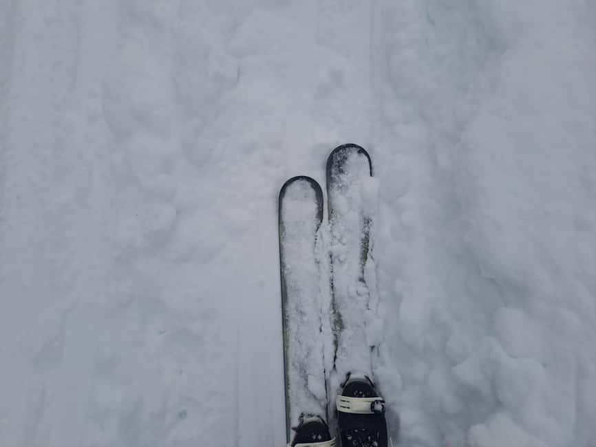 Ylläs: Guided Nordic Skiing Tour in Lapland Wilderness - Learning to Handle Climbs and Descents